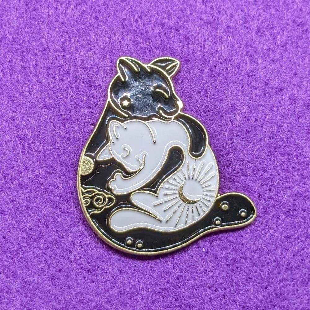 Hugging Cats Pin - Night and Day - Black and White
